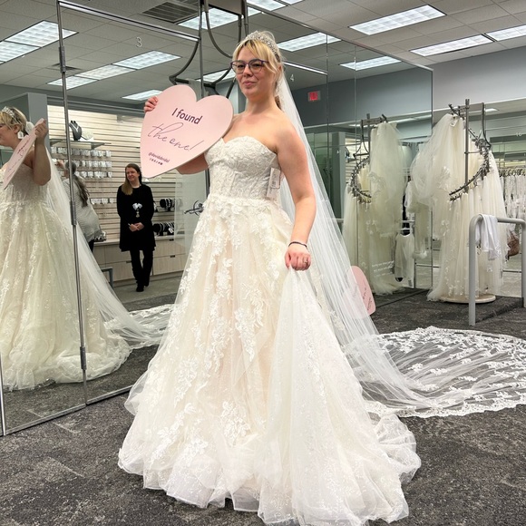 Oleg Cassini White Lace Wedding Dress - cobronx.com